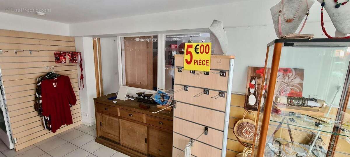 Commerce à LE GRAU-DU-ROI