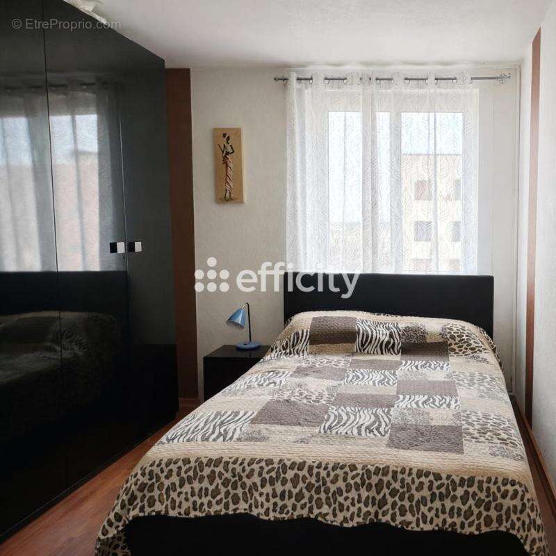 Appartement à BONDY
