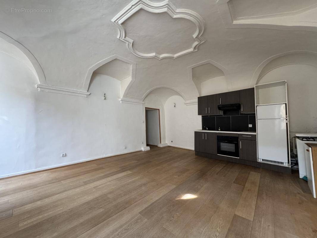 Appartement à TENDE