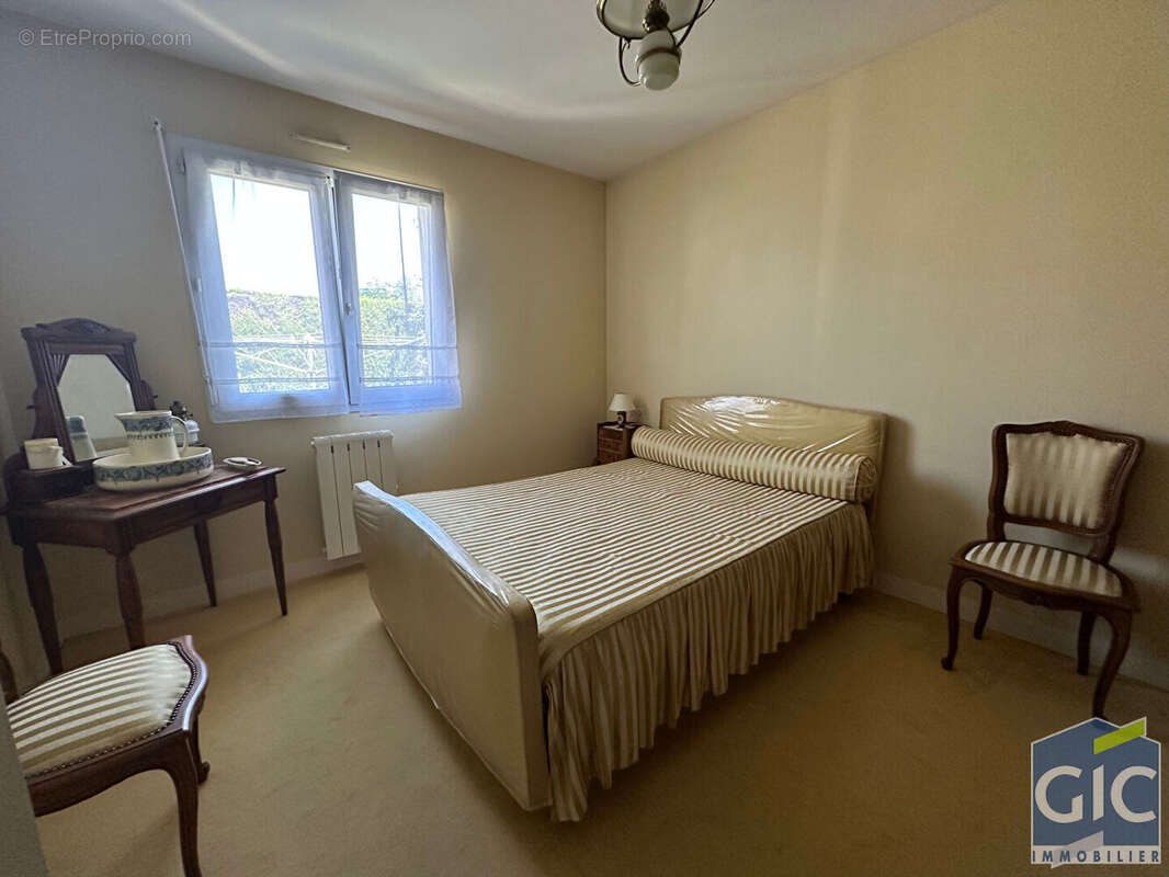 Maison à SAINT-CONTEST