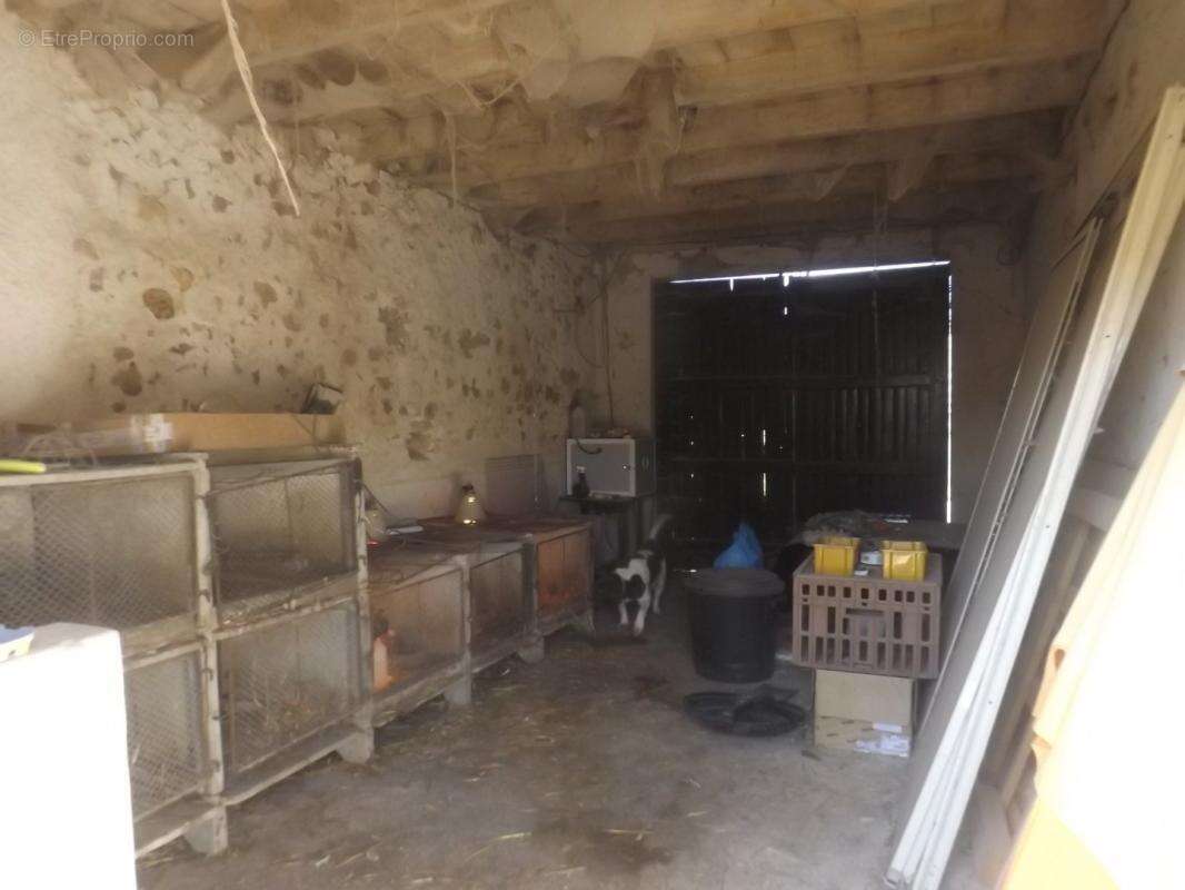 Maison à AVAILLES-LIMOUZINE