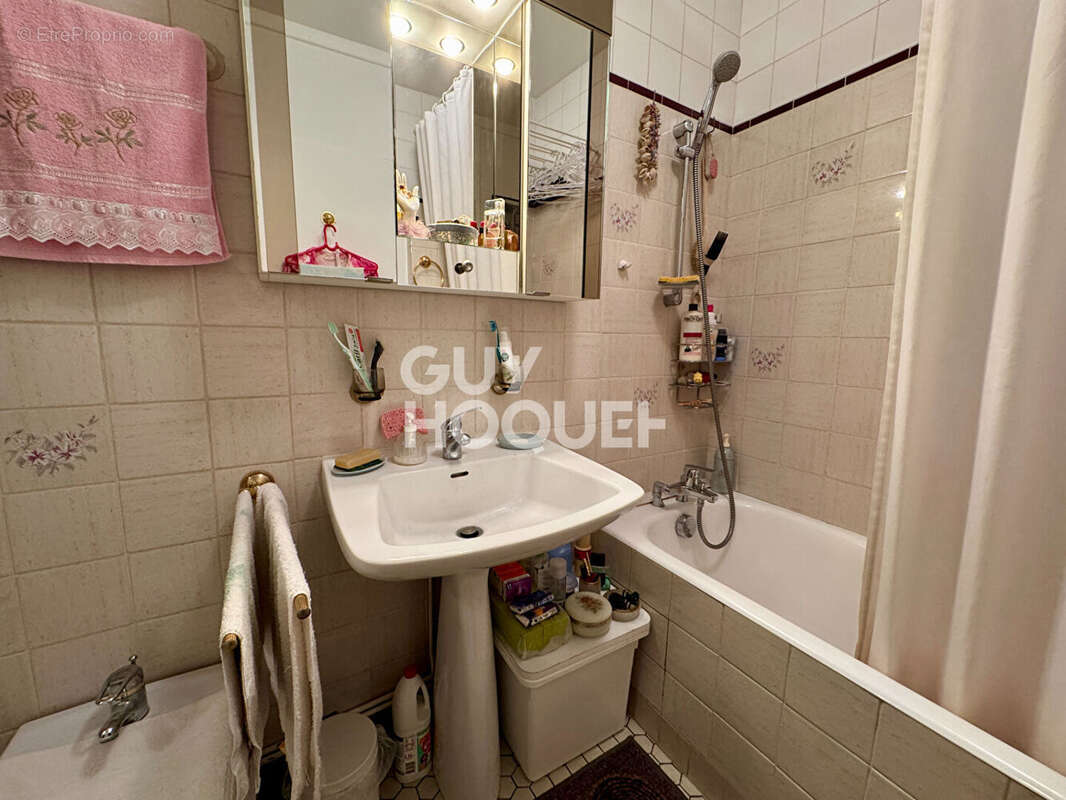 Appartement à ATHIS-MONS