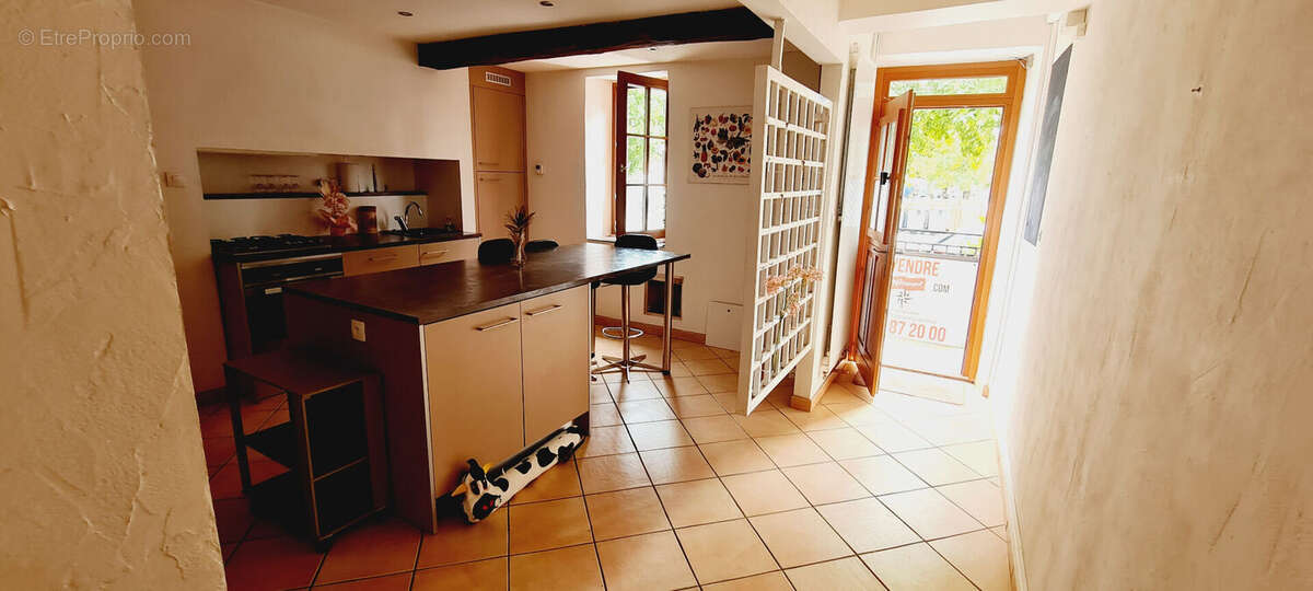 Maison de village 160m²  T5  avec garage, cuisine d'été, jardin, atelier... - photo 12