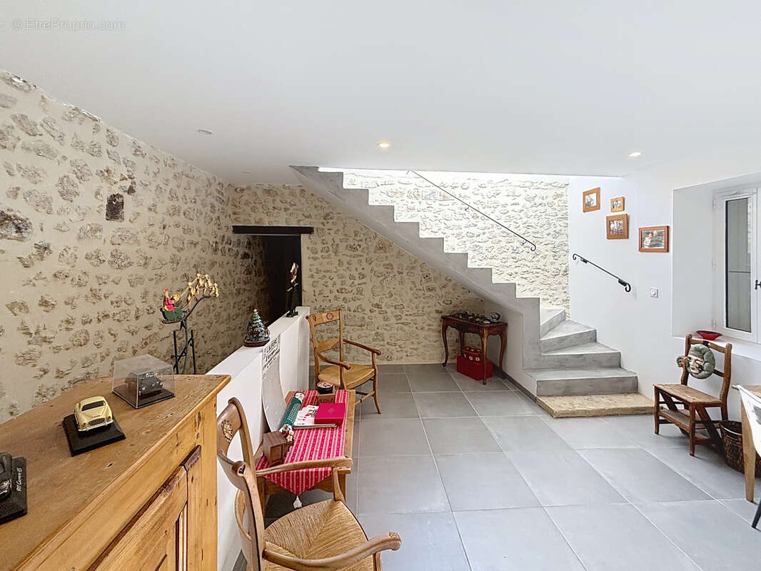 Maison à GRIGNAN
