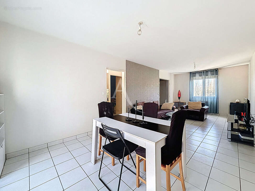 Maison à BRISSAC-QUINCE