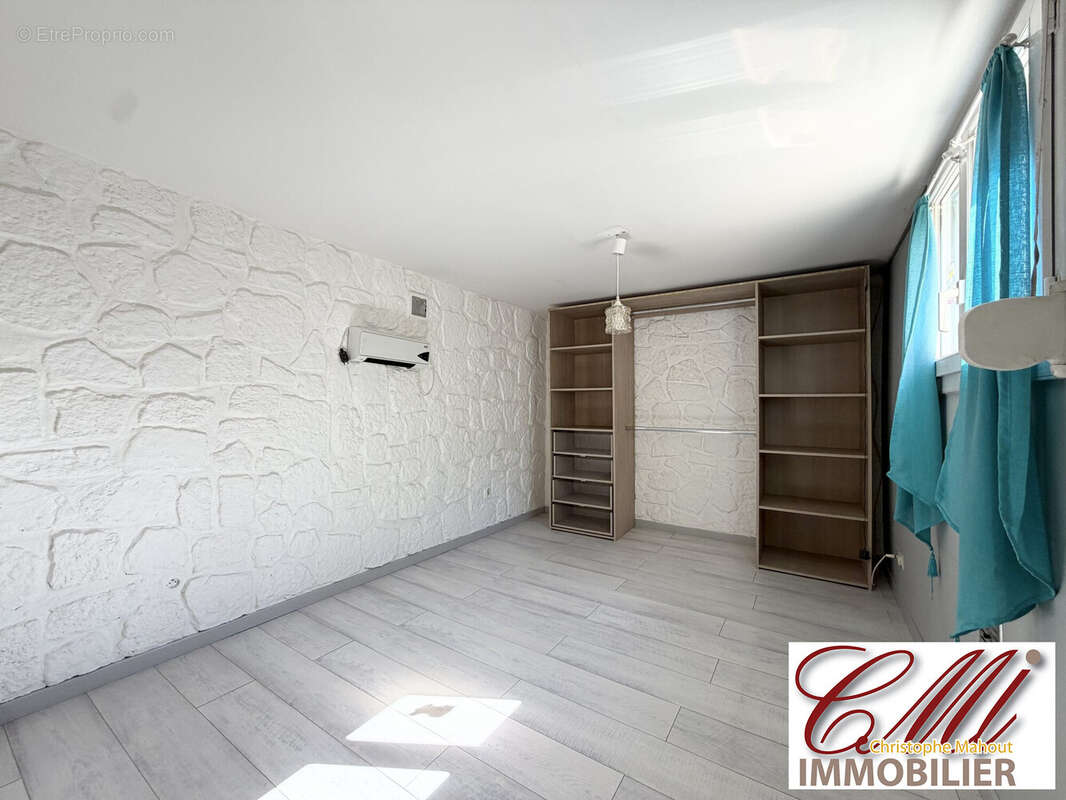 Maison 160 m² à Ecriennes  - photo 8