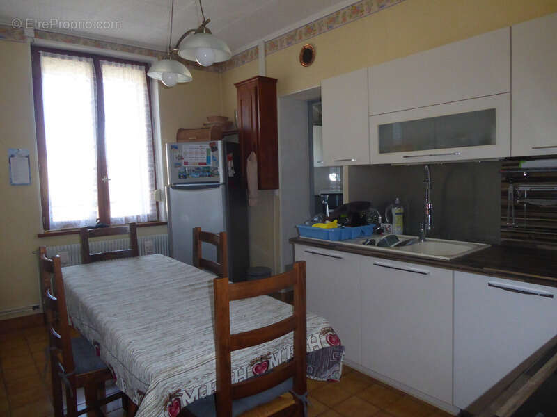 Appartement à GUEUGNON