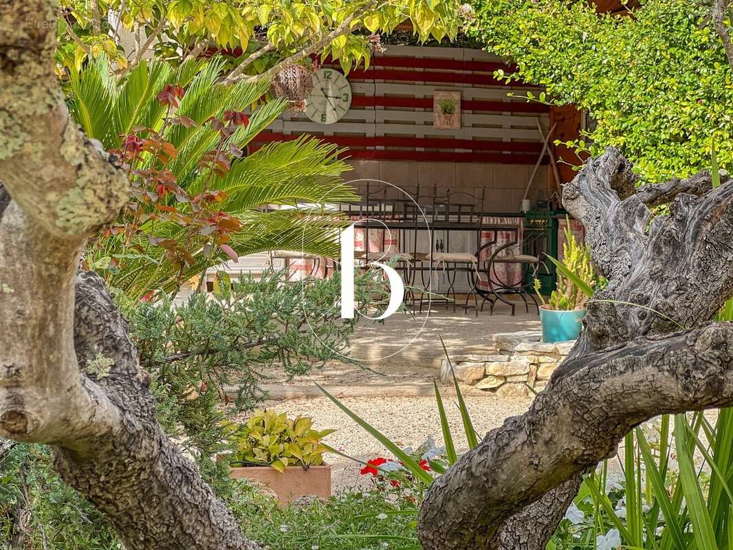 Maison à GOUDARGUES