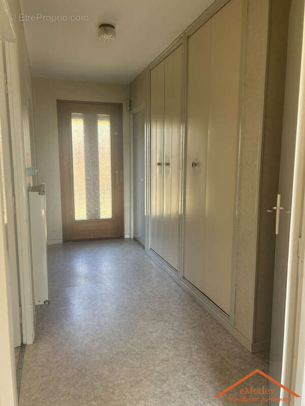 Maison à LAVELINE-DEVANT-BRUYERES