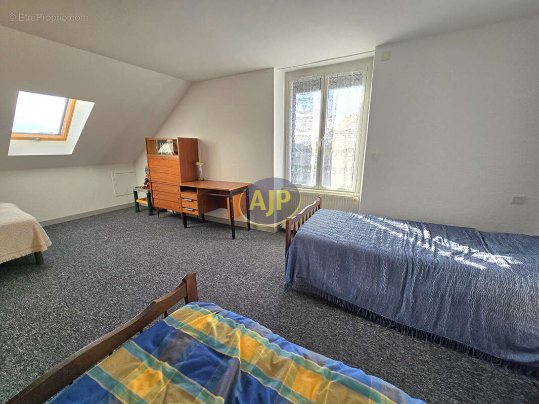 Maison à GUEMENE-PENFAO