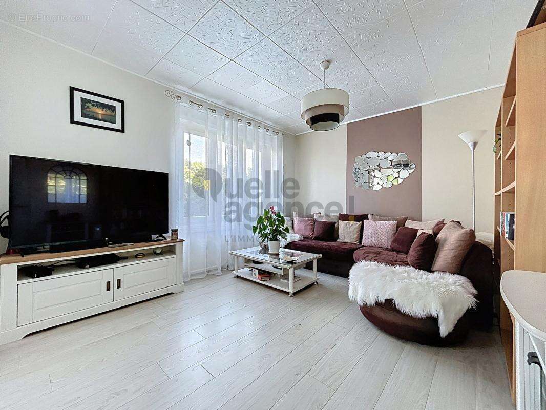 Maison à CLEDEN-CAP-SIZUN