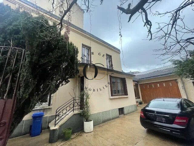 Maison à SAINT-OUEN