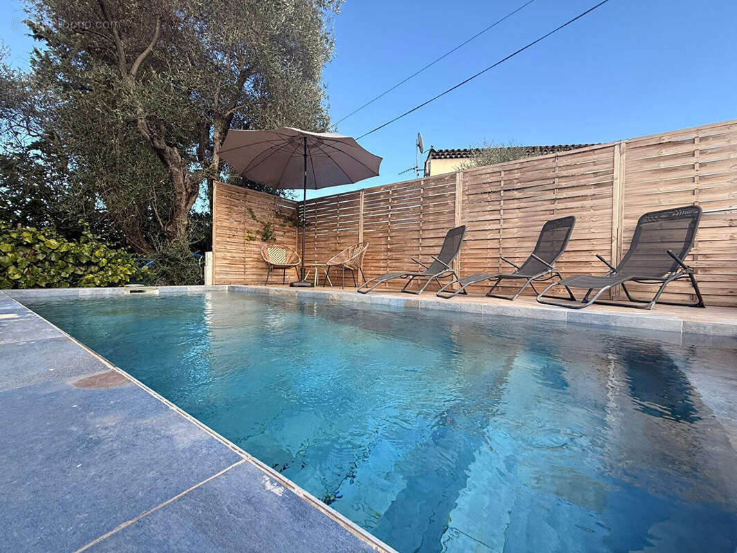 Appartement à VILLENEUVE-LOUBET