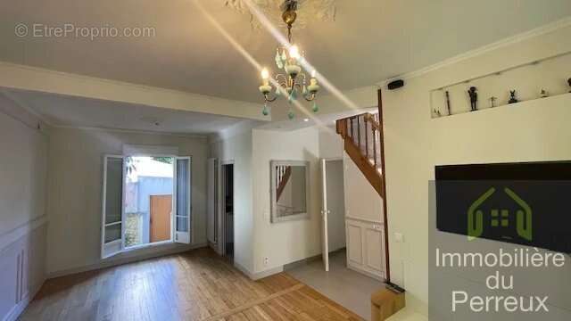 Maison à LE PERREUX-SUR-MARNE