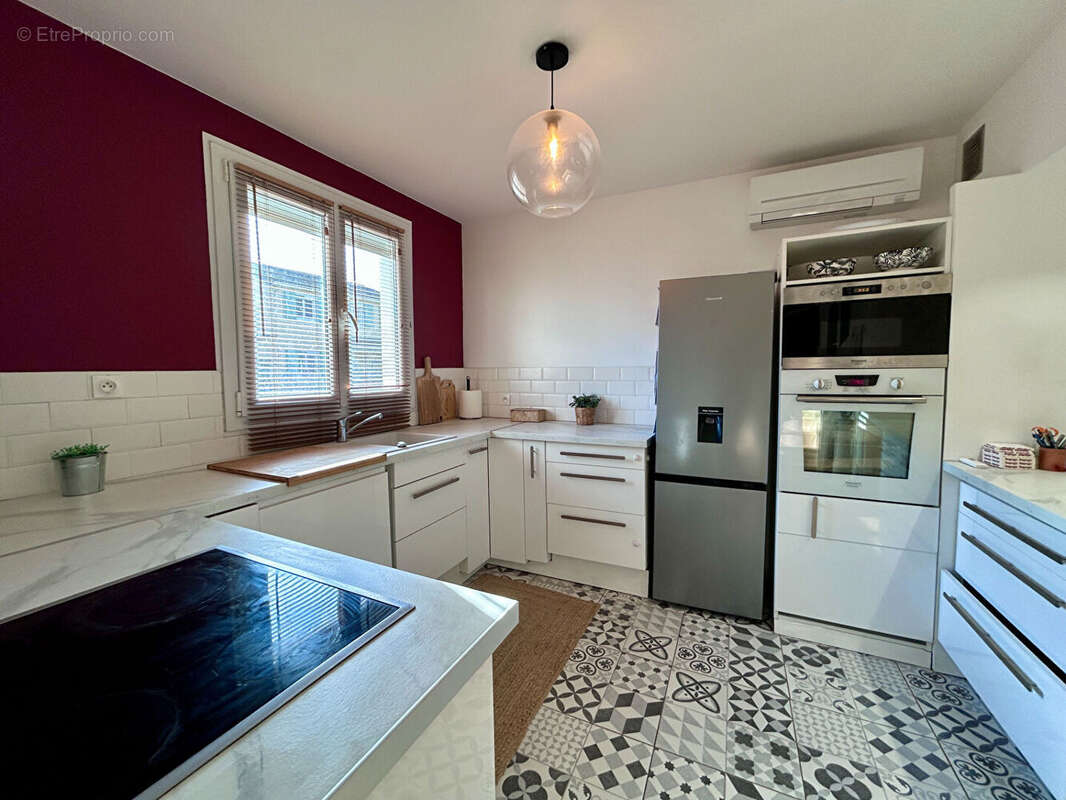 Maison à GUILHERAND-GRANGES