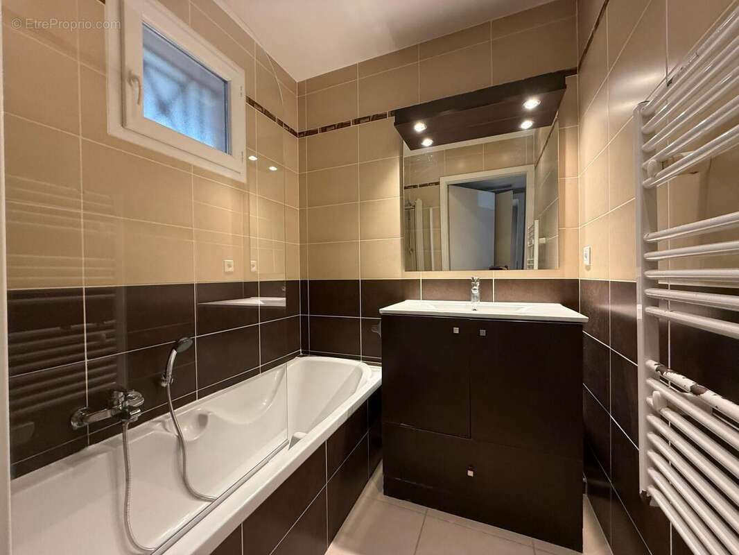 Photo 7 - Appartement à FREJUS