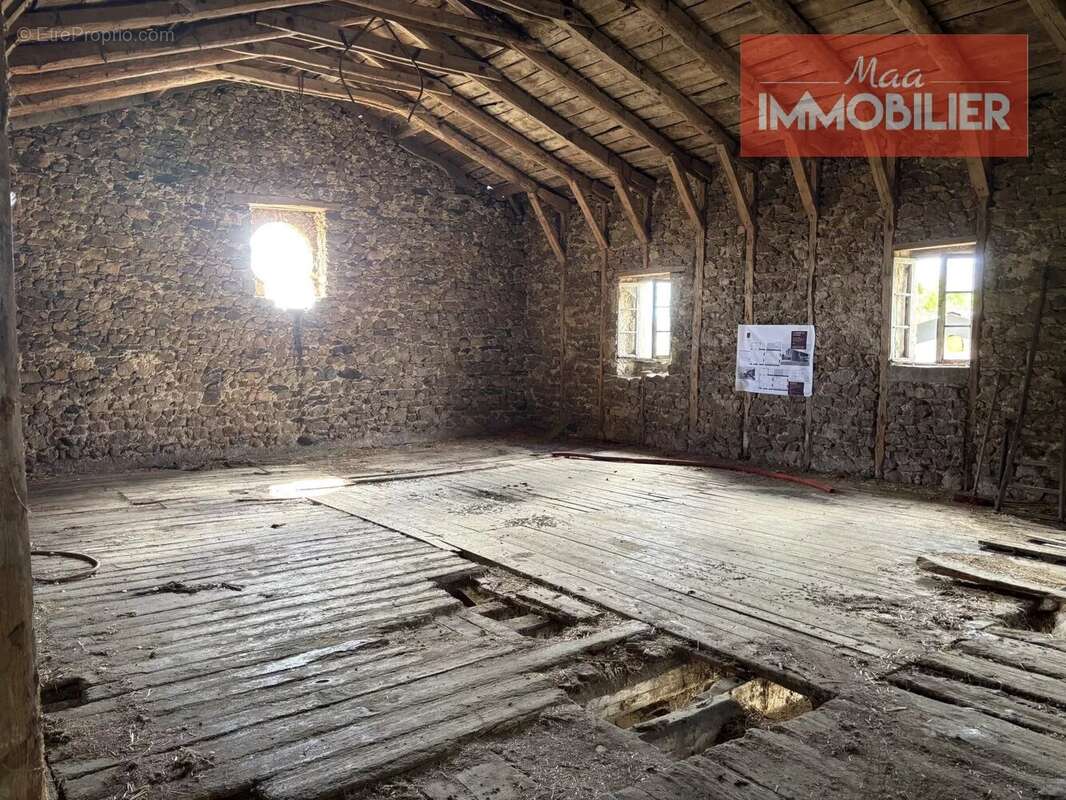 Maison à SAINT-MAURICE-DE-LIGNON