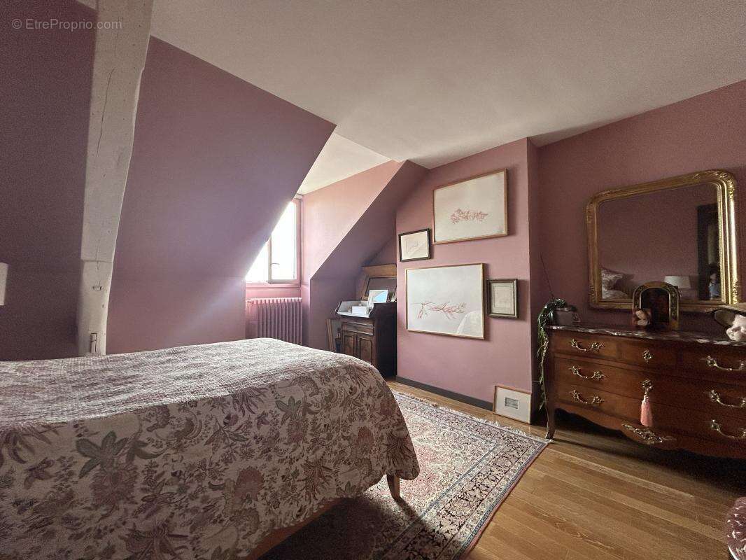 Appartement à FONTAINEBLEAU