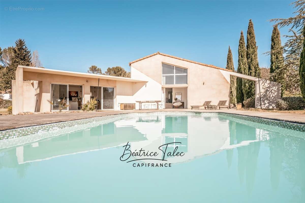 Maison de caractère avec piscine 5 pièces au cœur des vignes, double garage, 6000m2 terrain plat arboré, magnifique vue dans un  - photo 28