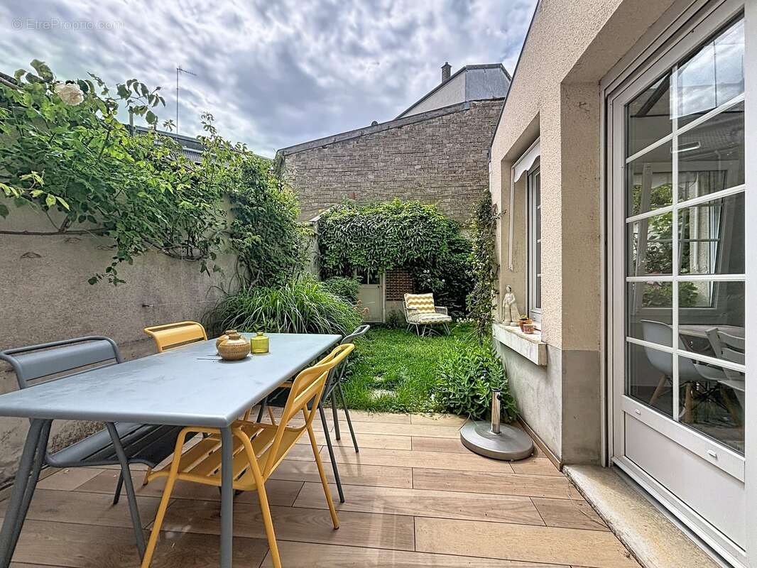 Maison à vendre 9 pièces REIMS (51) - photo 9