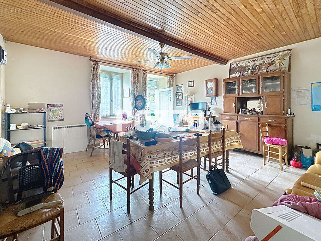 Maison à CEAUX
