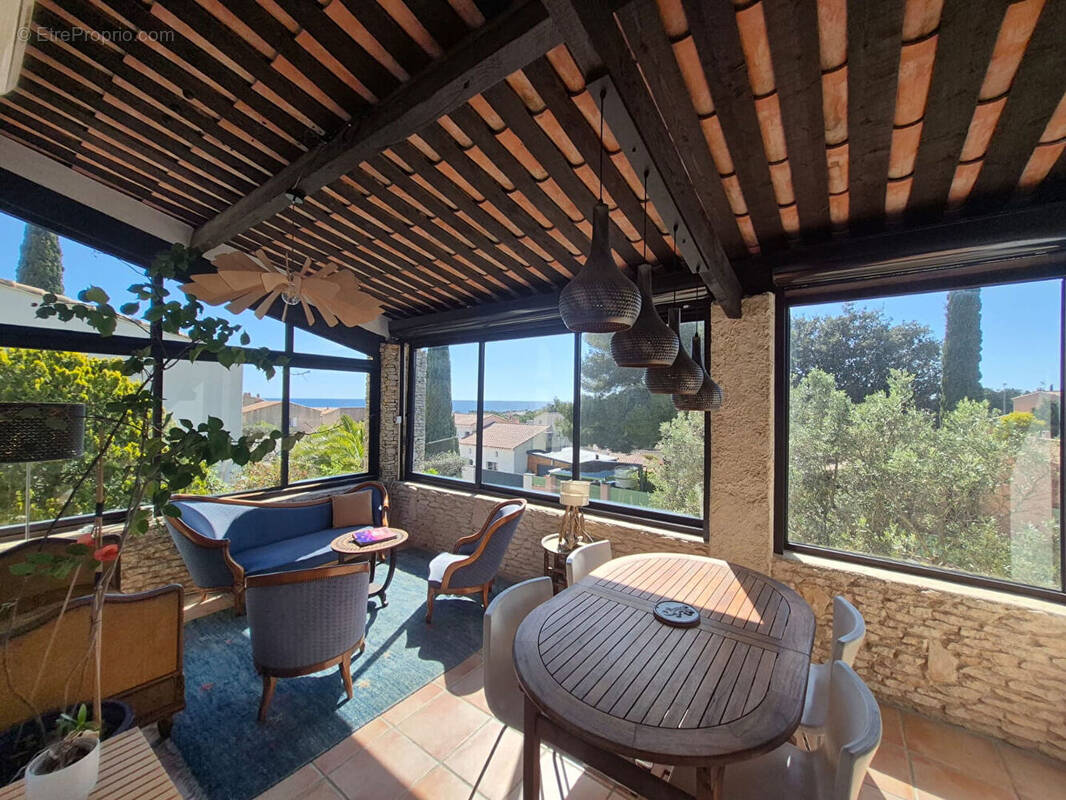 Maison à SAUSSET-LES-PINS