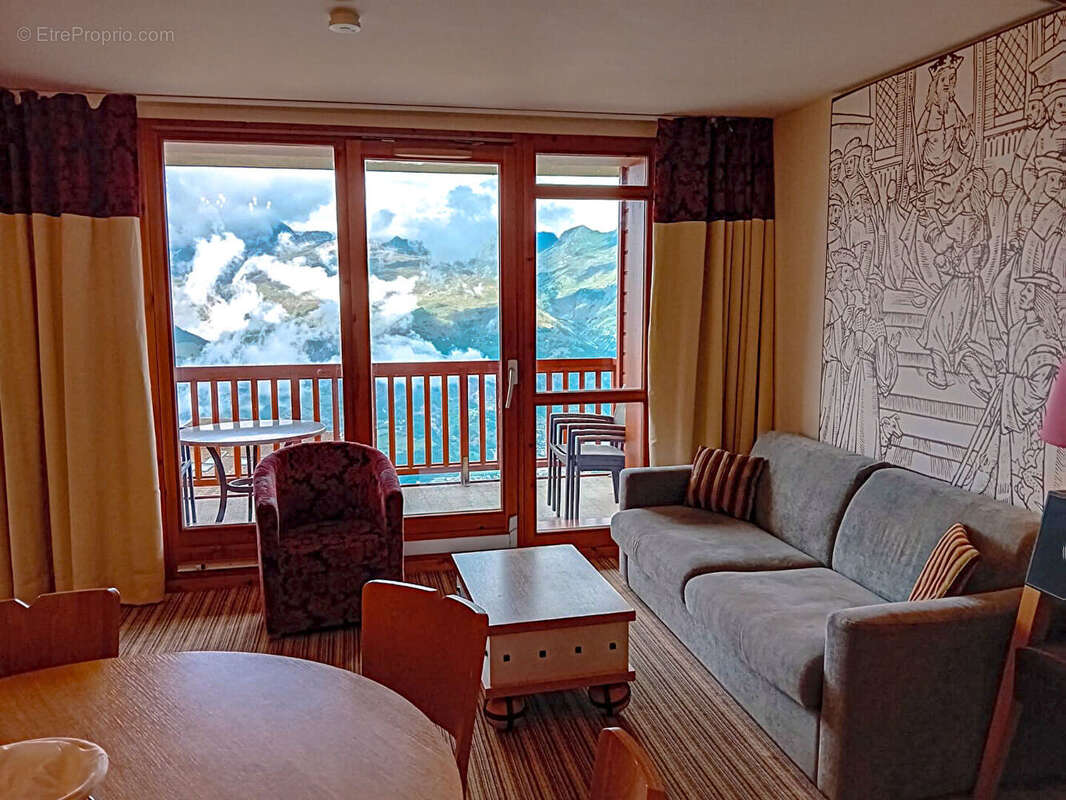 Appartement à LES CHAPELLES