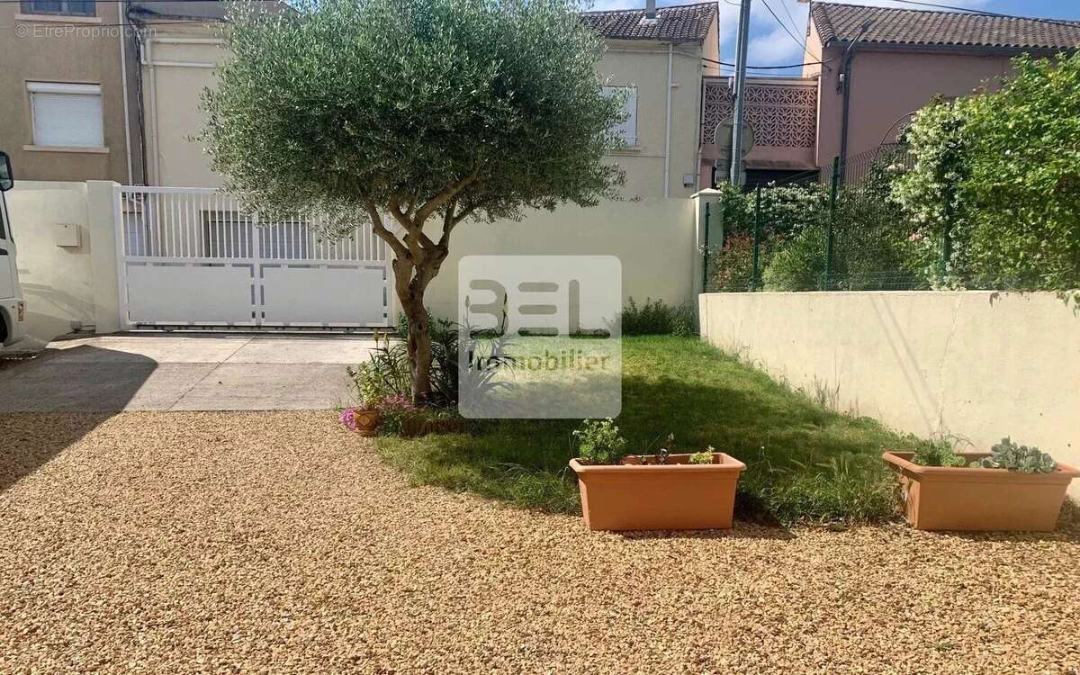 Maison à BAGNOLS-SUR-CEZE