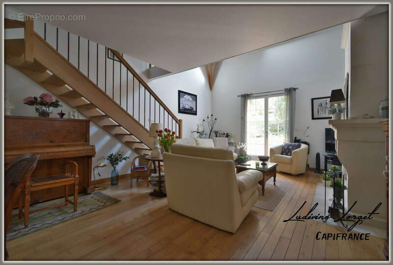 Maison à VILLERS-COTTERETS