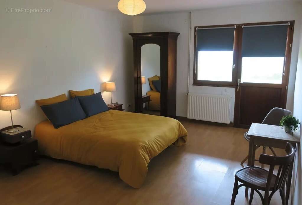 Maison à SAINTE-DODE