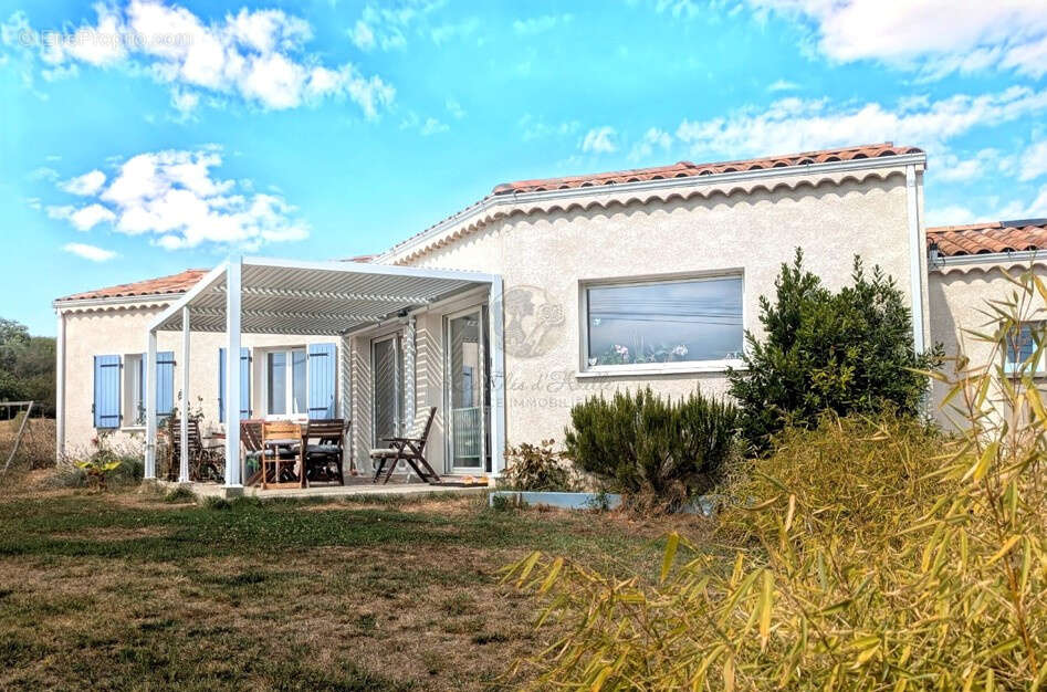 Maison à FAY-LE-CLOS