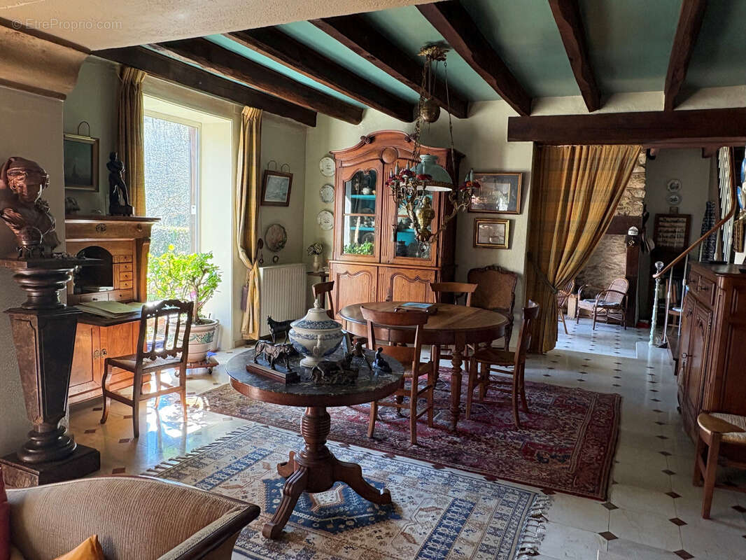 Magnifique maison en pierres aux bordes d’une rivière - photo 5