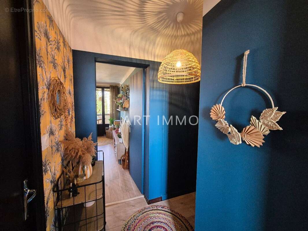 Appartement à LE PONTET