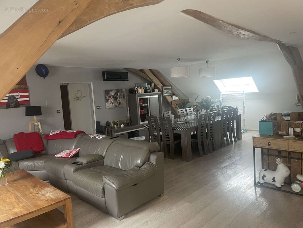 Maison à VILLEBICHOT