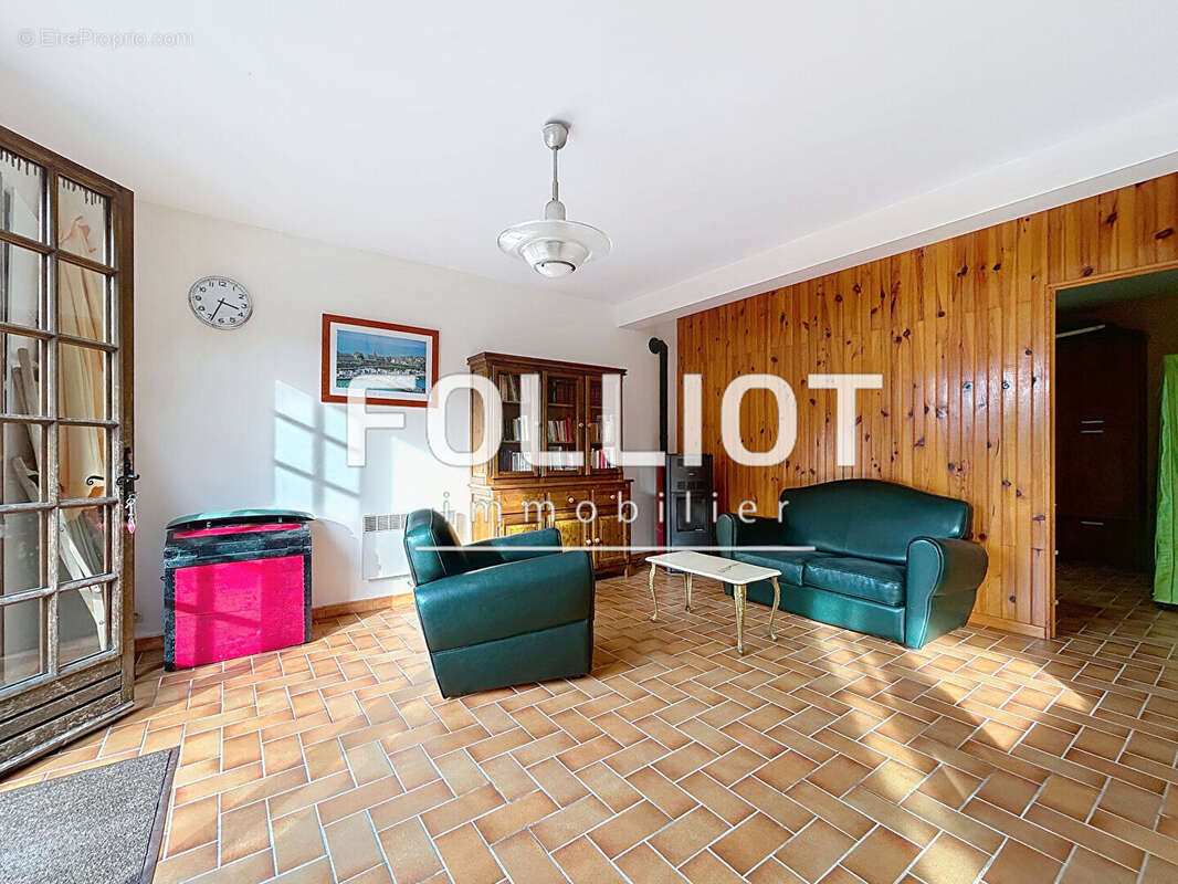 Maison à JULLOUVILLE