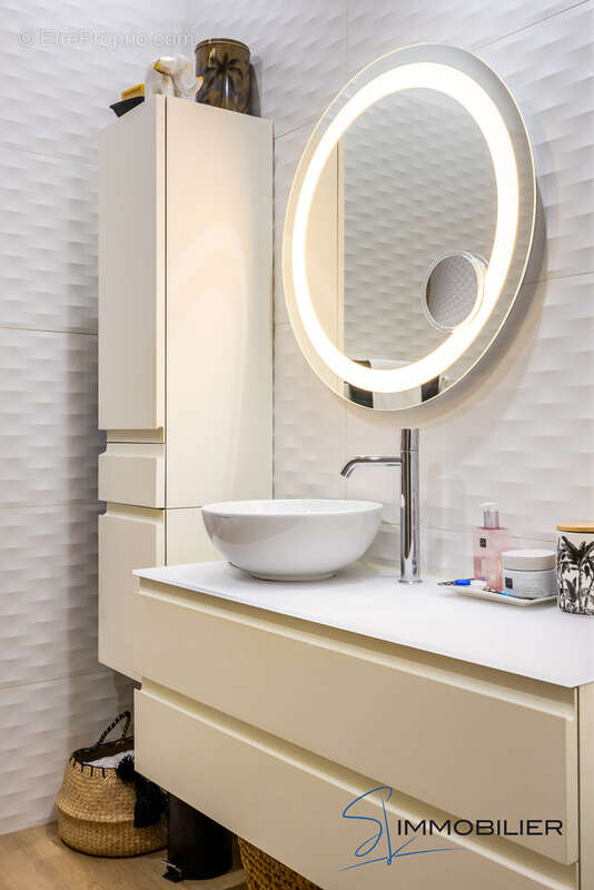 Maison à MARSEILLE-6E