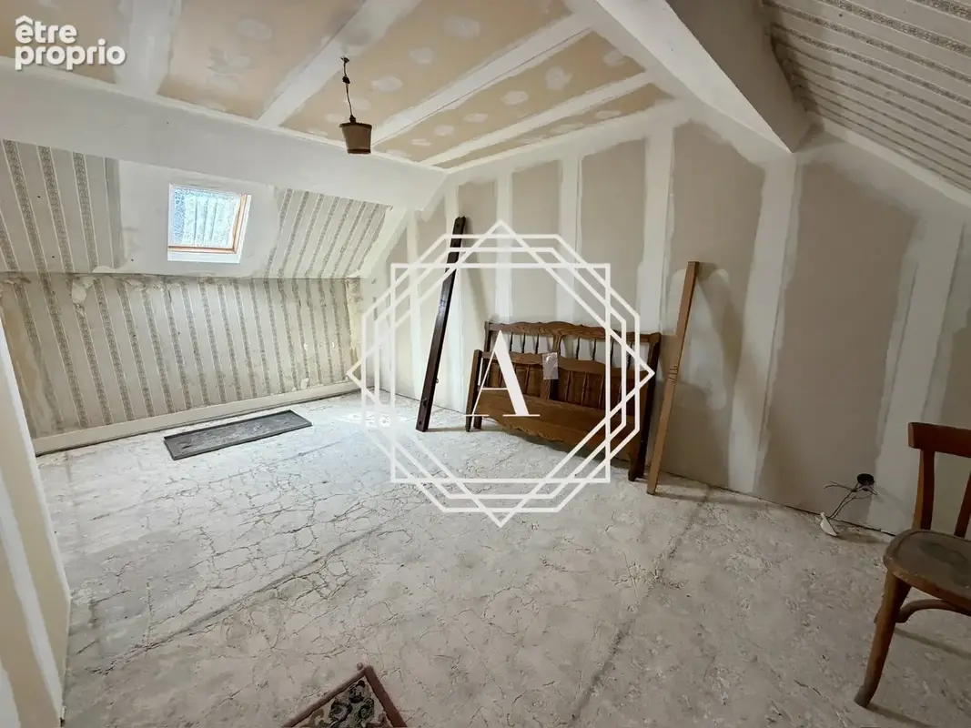 Maison familiale de 173 m2 sur un magnifique terrain arboré de 2 403 M2 - photo 8