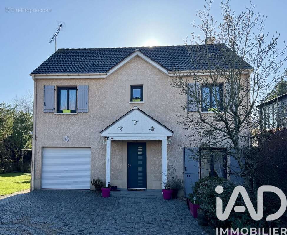 Photo 2 - Maison à HARDRICOURT