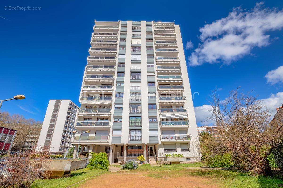 Appartement à LYON-6E