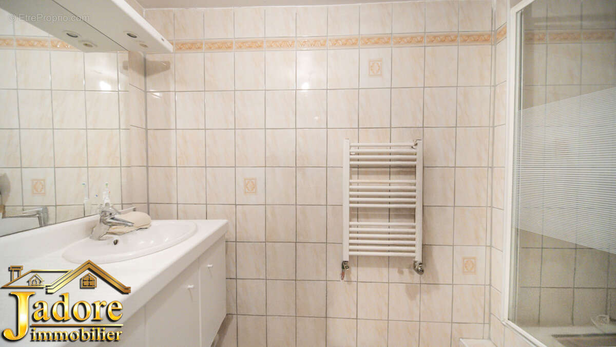 Appartement à ETIVAL-CLAIREFONTAINE