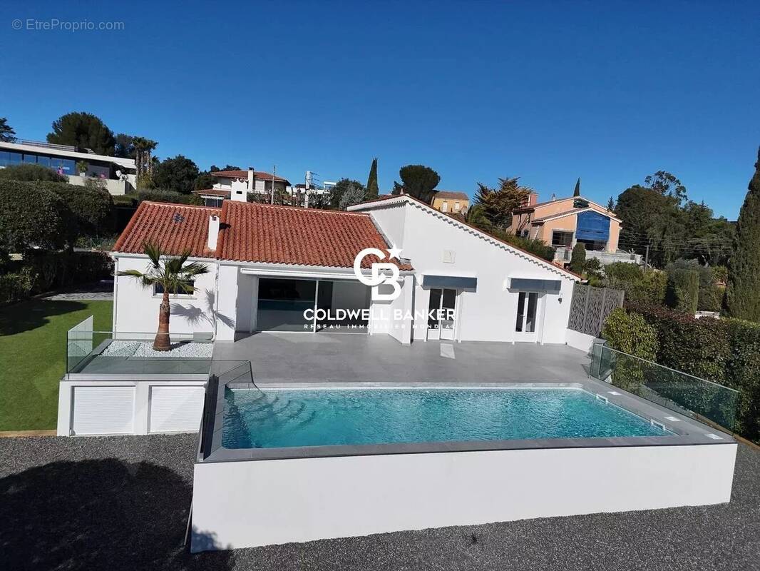 Maison à SAINT-RAPHAEL