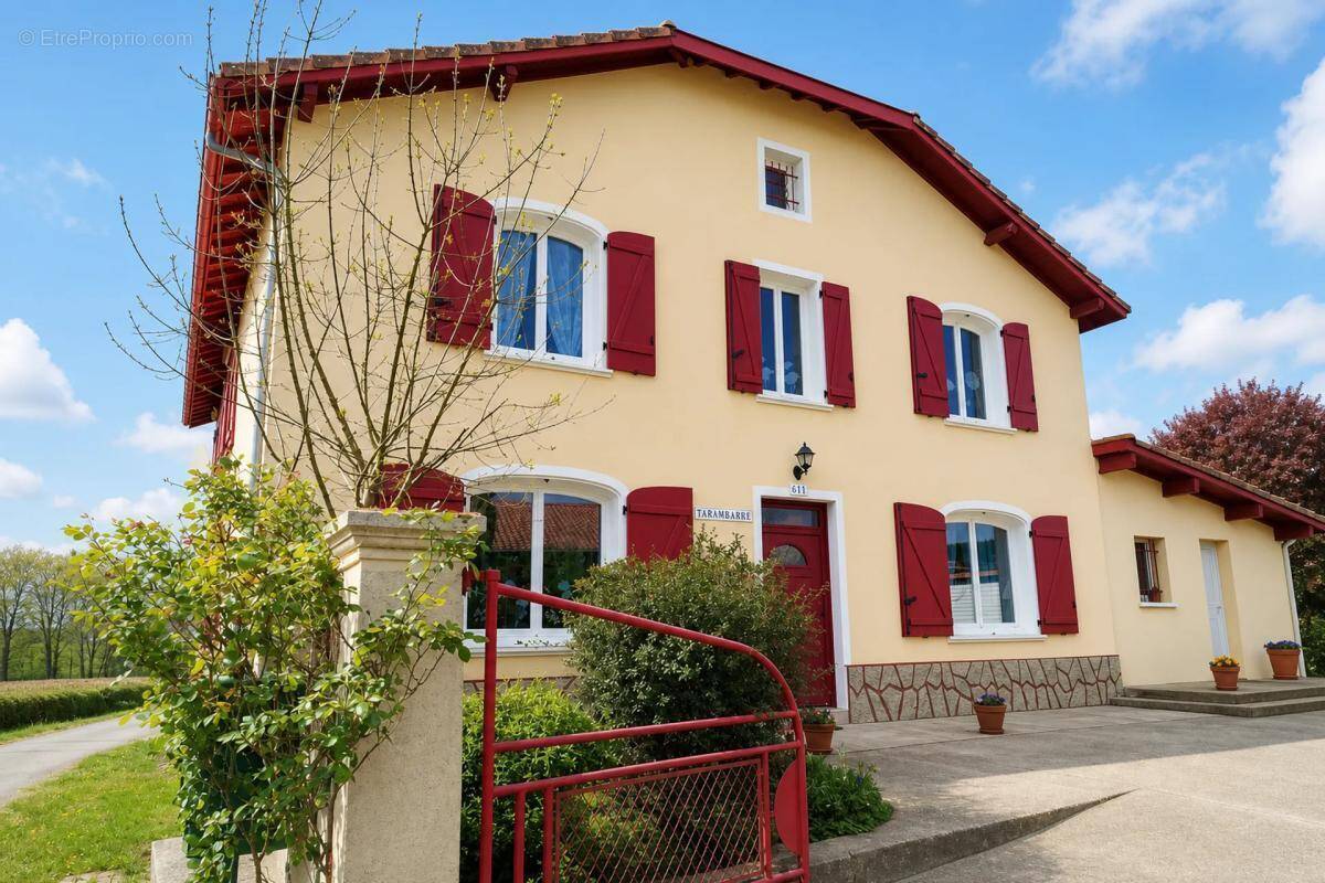 Maison à BAHUS-SOUBIRAN