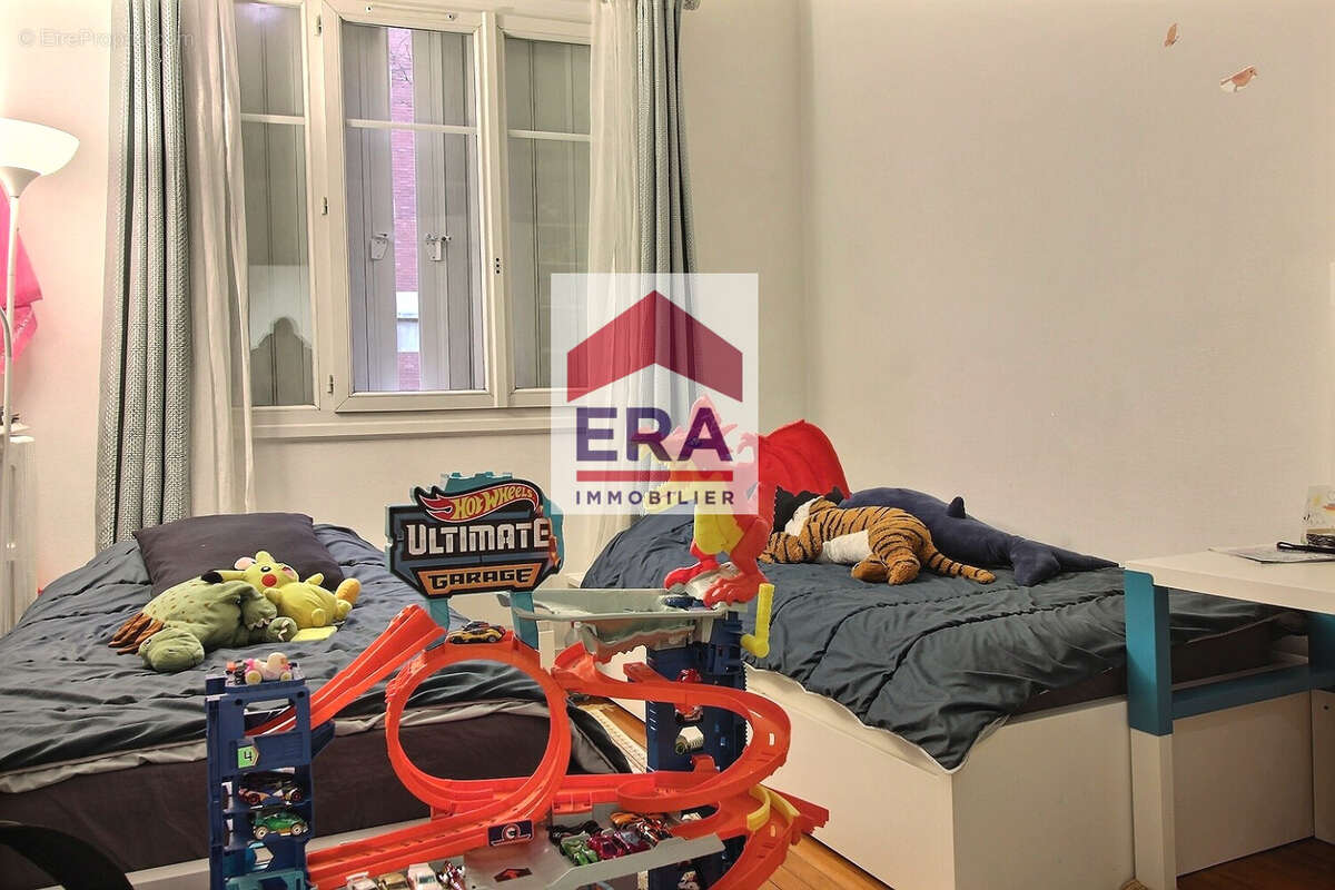 Appartement à CLICHY