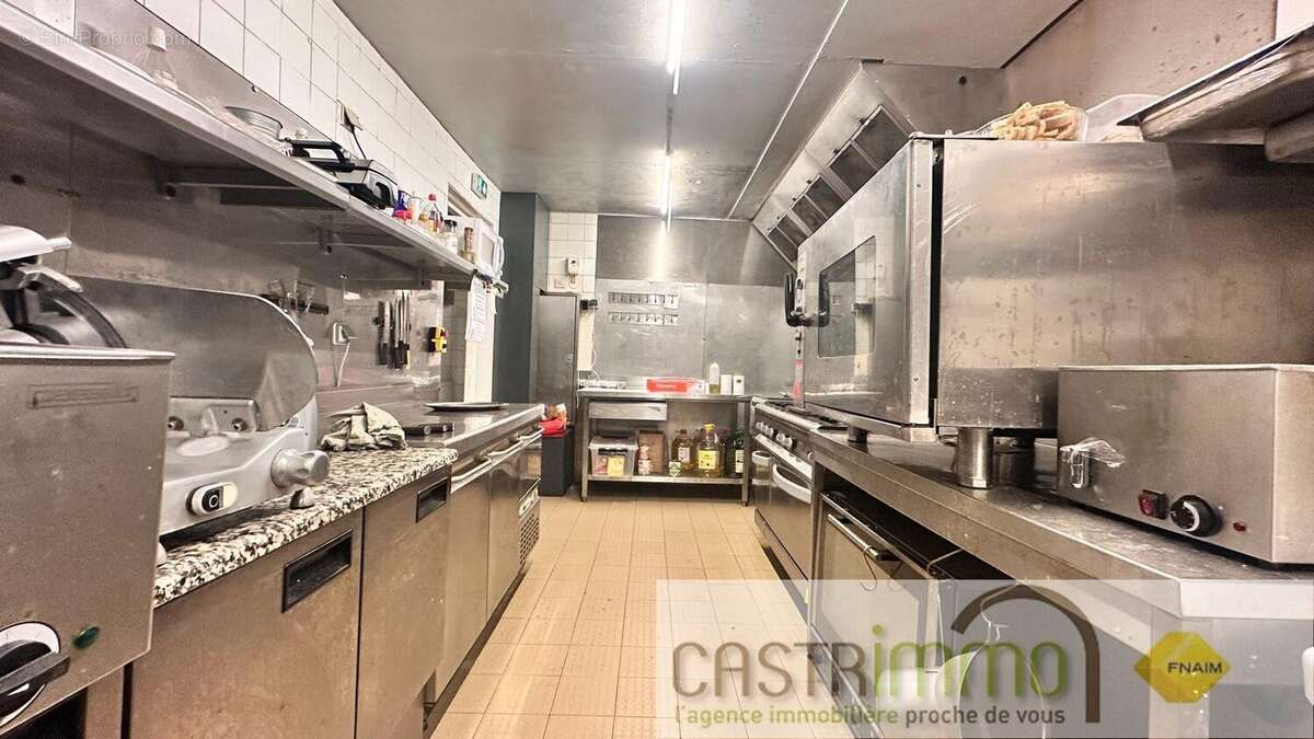 Commerce à CASTRIES