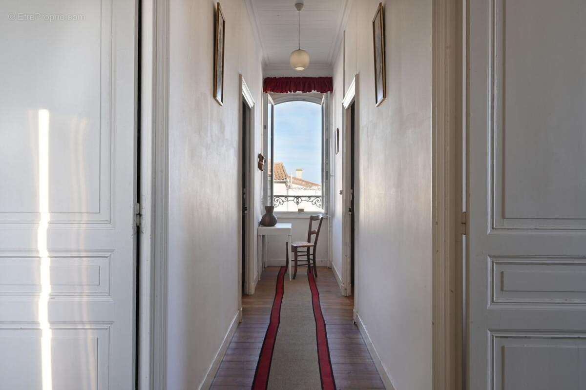 Maison à SAINT-CLEMENT-DES-BALEINES