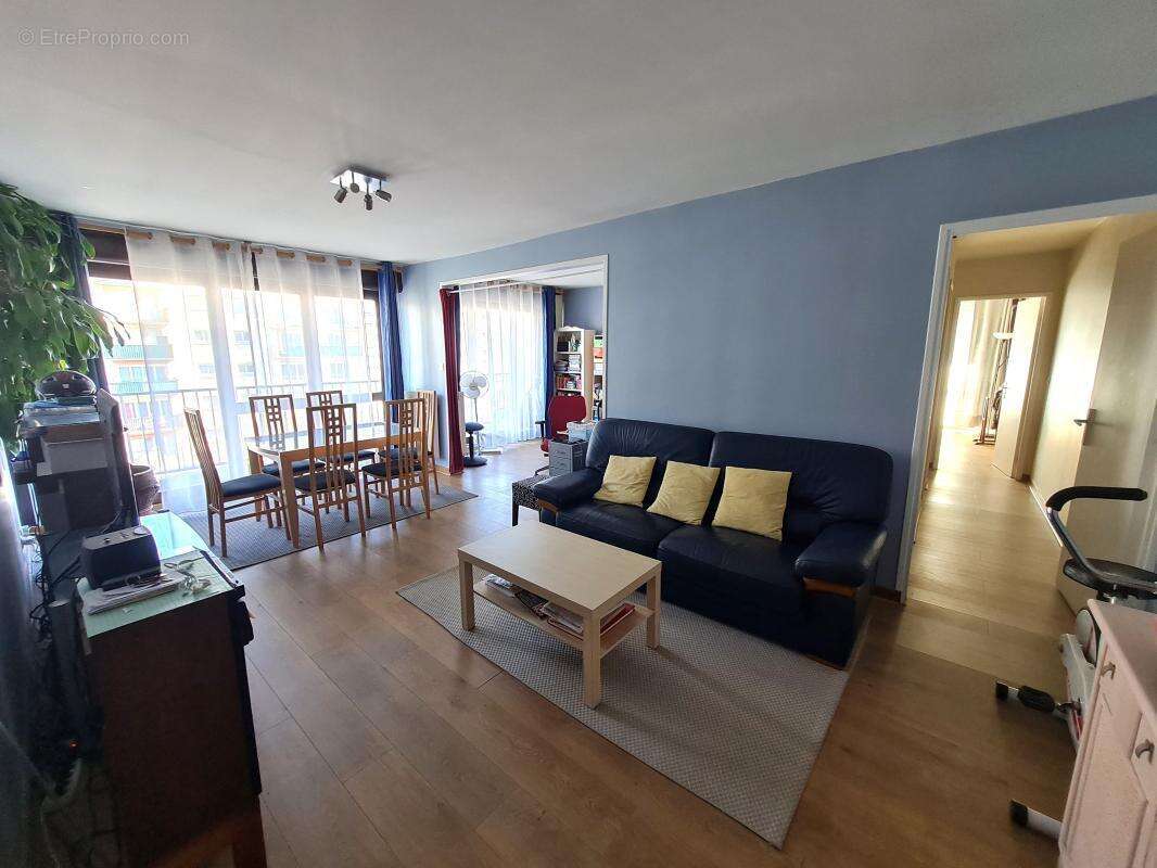Appartement à JUVISY-SUR-ORGE