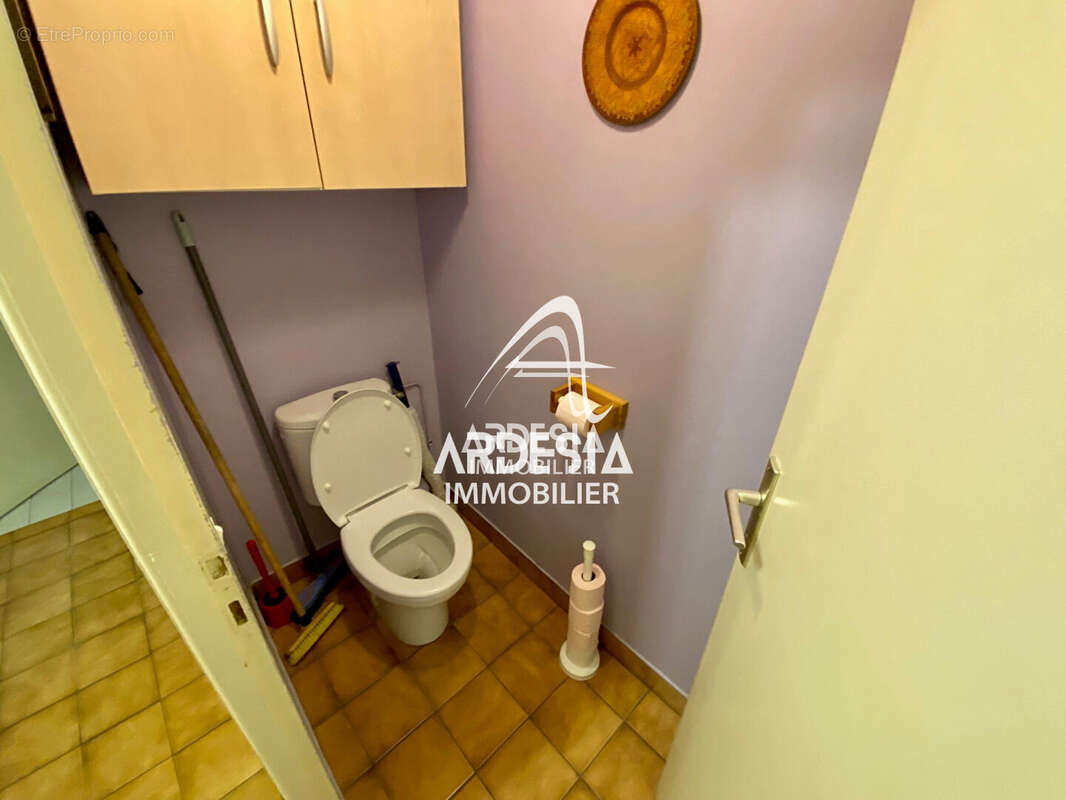 À vendre à Saint-Jean-de-Maurienne   Appartement lumineux avec balcon et garage - photo 14