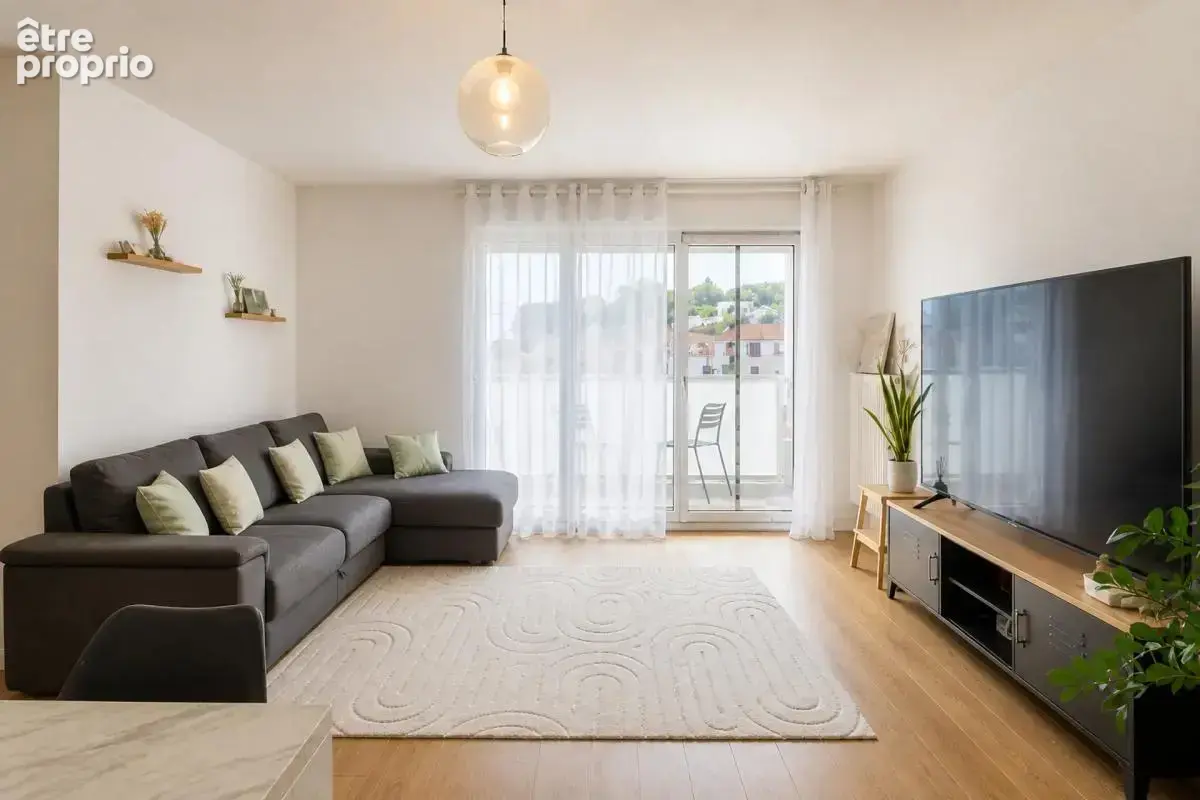 Appartement 4 pièces au pied du Tram et des commerces - photo 2