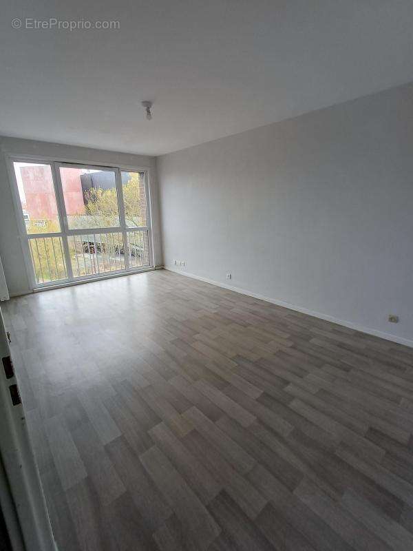 Appartement t3 loos garage inclus - photo 3