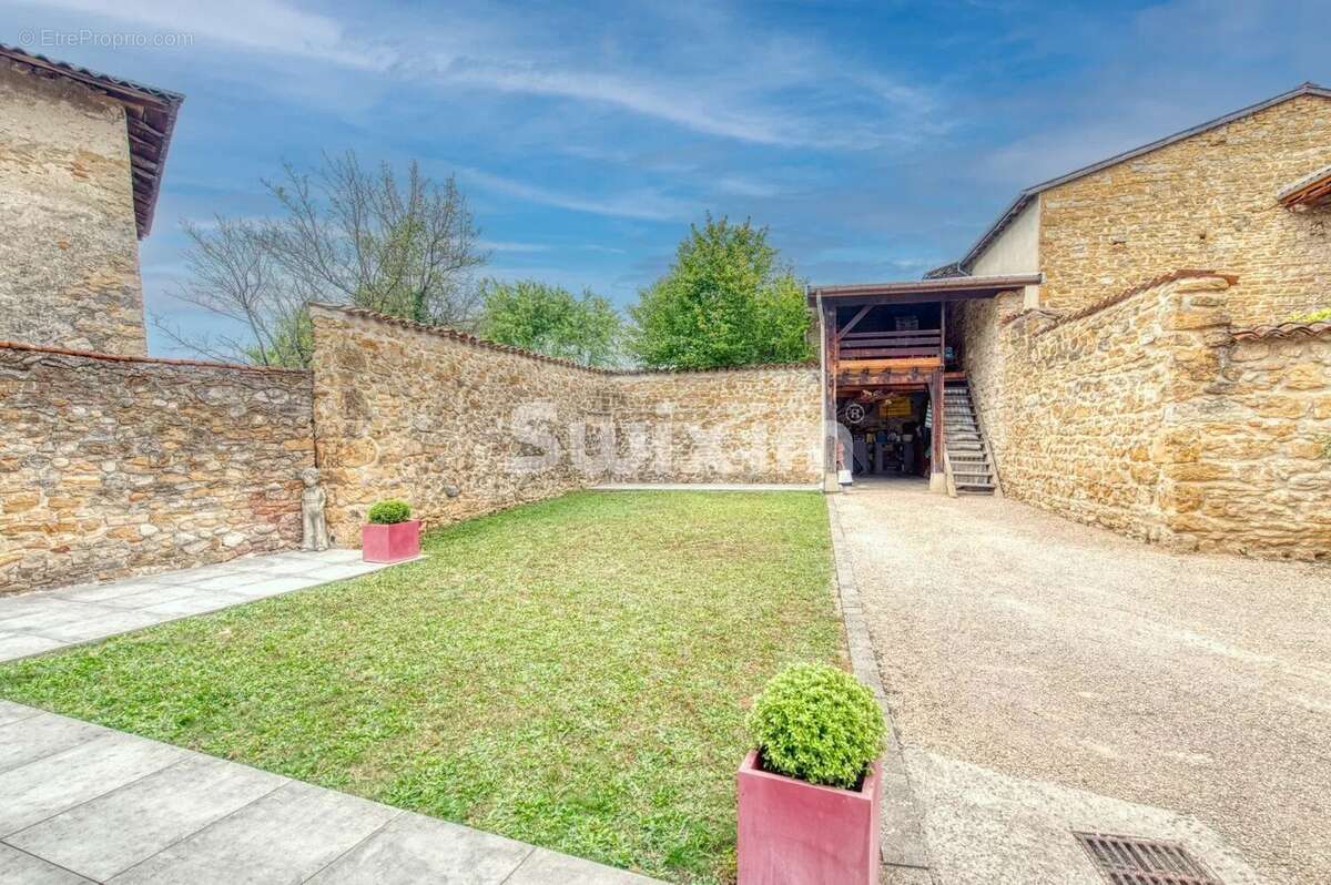 Maison à AMBERIEU-EN-BUGEY